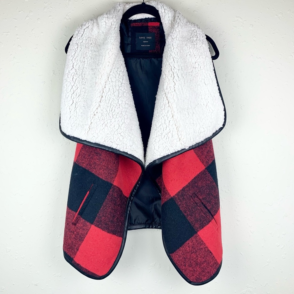 Love Tree Buffalo Plaid Sherpa Open Vest Medium